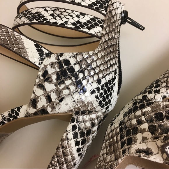 Python/ Snake Print High Heels - Picture 10 of 11
